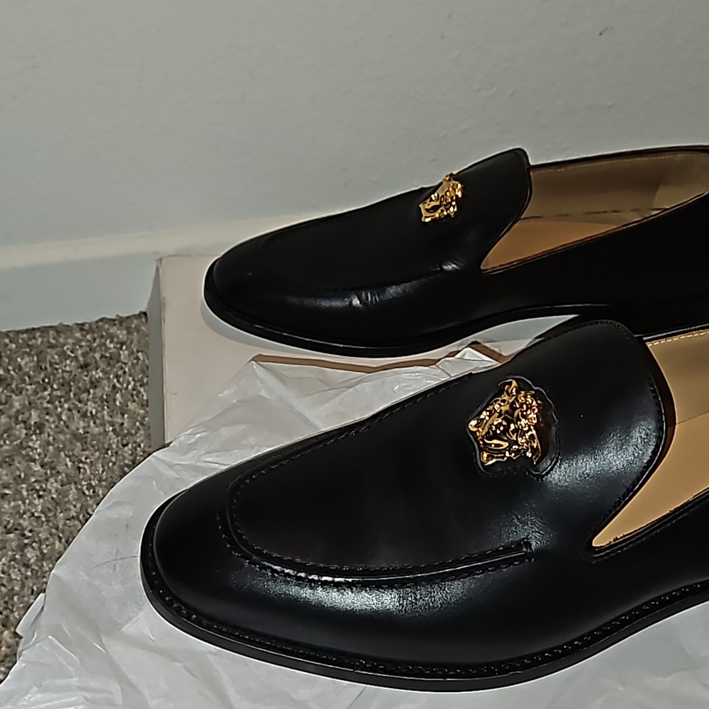 Versace 👞 - Picture 6 of 8